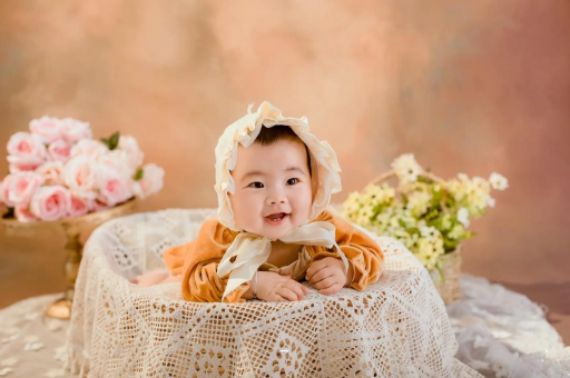 舞钢八个月宝宝拉奶瓣 舞钢八个月宝宝拉奶瓣